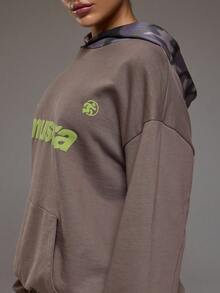 MUSERA Áo hoodie dáng rộng in họa tiết tương phản, kiểu dáng phối đồ, thích hợp mặc ngoài trời, phong cách Coolgirl ấm áp, dễ thương, dành cho mùa xuân hè và các dịp lễ. - Nhiều màu - Xem 2