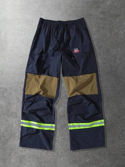 ROMWE MEN Street Life Pantalones casuales para hombres con bolsillos cargo, cintura con cordón y pierna ancha, con gráfico de letras y contraste de color