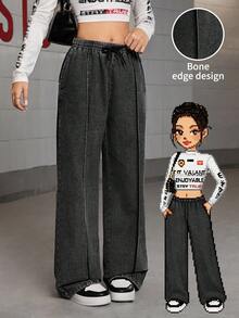 SHEIN Sparklyn Jeansy dla nastolatek z patchworkowym, czarnym denimem i prostymi nogawkami, idealne na co dzień, w studenckim stylu, polecane na jesień/zimę! Klasyczny, czarny, wygodny materiał, patchworkowy panel z przodu + gumka w pasie + sznurek ściągający, łatwe w zakładaniu i zdejmowaniu, luźny, prosty krój nogawek, dopasowany krój, pasujące do różnych typów sylwetki. Uniwersalne i odporne na zabrudzenia, idealne na wyjścia, na uczelnię czy na co dzień, z łatwością dodadzą młodzieńczego i energetycznego wyglądu!