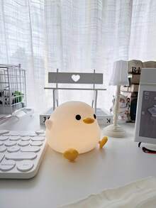 1PC Cute Bean Duck Night Light, Multiple Duck Silicone Night Light, Battery Table Lamp Bedside Lamp, With Touch Sensor, Suitable For Bedrooms And Living Rooms.