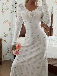 SHEIN Cartoon Floral Contrast Lace Ruffle Hem Romantic Long Nightgown, Winter - White - View 5