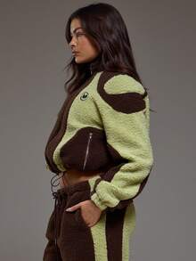 MUSERA 高领撞色刺绣“M”标志羊羔绒外套套装上衣（仅上衣）冬季酷女孩舒适可爱户外探险春季 - 彩色 - 查看 3