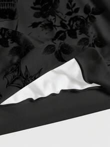 ROMWE Grunge Punk Plus Size Vintage Street Style Skull, Thorn, Dark Plant Palm Print Plus Size Gothic Sweatshirt