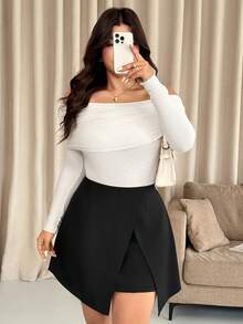 Vionelle Plus Size Solid Black Asymmetric Hem Skirt, Fashionable Daily Commute Office Black Skort With Split Hem