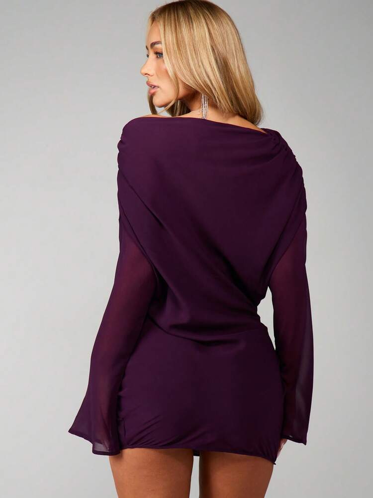 MISSGUIDED Robe courte drapée à épaules dénudées avec ceinture à nouer