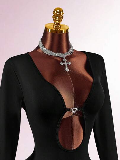 Amplova Bộ áo liền quần nữ kiểu Y2K màu trơn cổ chữ V sâu tay dài khoét eo, đồ bó sát gợi cảm cho nữ, trang phục đi nghỉ mát, áo liền quần nữ kiểu Y2K ngày Valentine, đồ bó sát nữ gợi cảm tay dài màu đen.