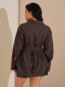 SHEIN Tall CURVE 大尺碼女款優雅商務休閒棕色鈕扣收腰襯衫，秋季辦公正式穿搭 - 咖啡棕 - 查看 3