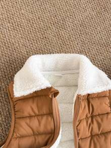 SHEIN 3件套幼儿男童休闲运动字母印花圆领卫衣、撞色领无袖背心外套和松紧腰裤套装，适合秋冬季户外活动 - 棕色 - 查看 4