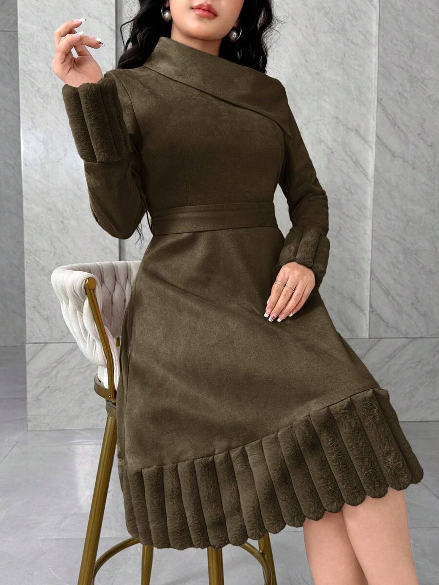 Modelyn 罗纹绒面拼接麂皮领系带女士中长连衣裙,适合秋冬季穿着 - 咖啡棕 - 查看 1
