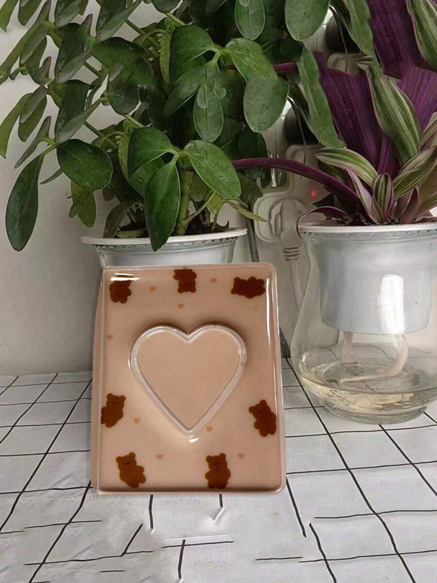 1 Album ảnh mini 8 trang siêu dễ thương kích thước 2 inch, khung đơn. Chất liệu vỏ cứng bảo vệ ảnh tốt hơn. Có thể dùng để lưu trữ ảnh du lịch, ảnh cưới và ghi lại quá trình phát triển của bé. Album kỷ niệm là quà tặng sinh nhật ngày lễ, sáng tạo và cá nhân hóa, nhỏ gọn và tiện lợi., Quà tặng Giáng sinh, Đồ dùng học tập - Nhiều màu - Xem 1