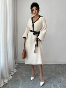 Elenzga 女士复古法式撞色领口收腰灯笼袖优雅高领针织中长连衣裙 - 黑色 - 查看 5