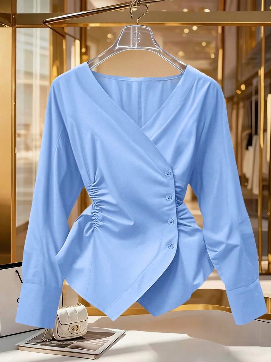 GlowEve CURVE Koszula w jednolitym kolorze, plus size, z dekoltem w serek, plisowana, na guziki, na co dzień - Niebieski - Zobacz 1