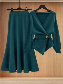 Màu xanh lá cây đậm