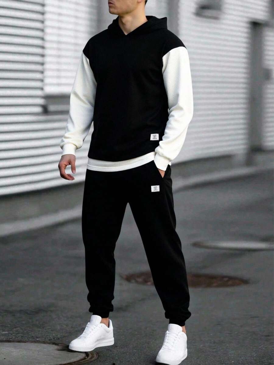 2件套休闲纹理面料撞色拼接连帽卫衣套装,适合青少年男孩,可用于休闲、通勤、上学、运动等场合。 - 黑色 - 查看 1