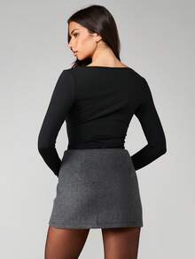 MISSGUIDED 甜心领长袖连体衣，露肩设计，正面褶皱，修身款式，适合冬季晚宴、派对和俱乐部穿着。 - 黑色 - 查看 2