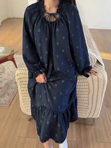 DAZY Ditsy Blumenmuster Rüschen Saum Spitze Patchwork Lang Locker Damen Nachthemd Pyjama - marineblau - Übersicht 5