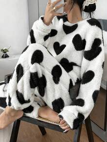 SHEIN Women's Cute Heart Pattern Thickened Fleece Fluffy Cozy Pajama Set With Long Sleeve Top And Pants, Pink And Red, Autumn/Winter Cow Print Fluffy Cozy Pajamas Heart Fluffy Cozy Pajama Set Heart Fuzzy Fluffy Cozy Pajamas Heart Print Loungewear - Black and White - View 6