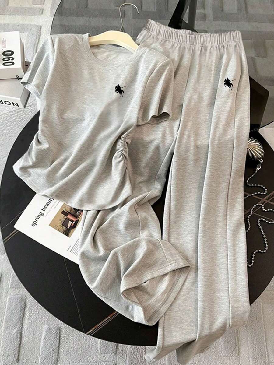 Resyla 大码夏季休闲褶皱短袖T恤和裤子两件套