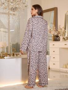 LuxeNights Plus Size Bubble Crinkle Leopard Print Shirt Style Sleepwear Pajama Set, Cheetah Print Pj Set, Winter Clothes - Multicolor - View 2