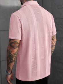 Manfinity CasualCool Men's Solid Color Jacquard Knit Short Sleeve Shirt - Pink - View 2