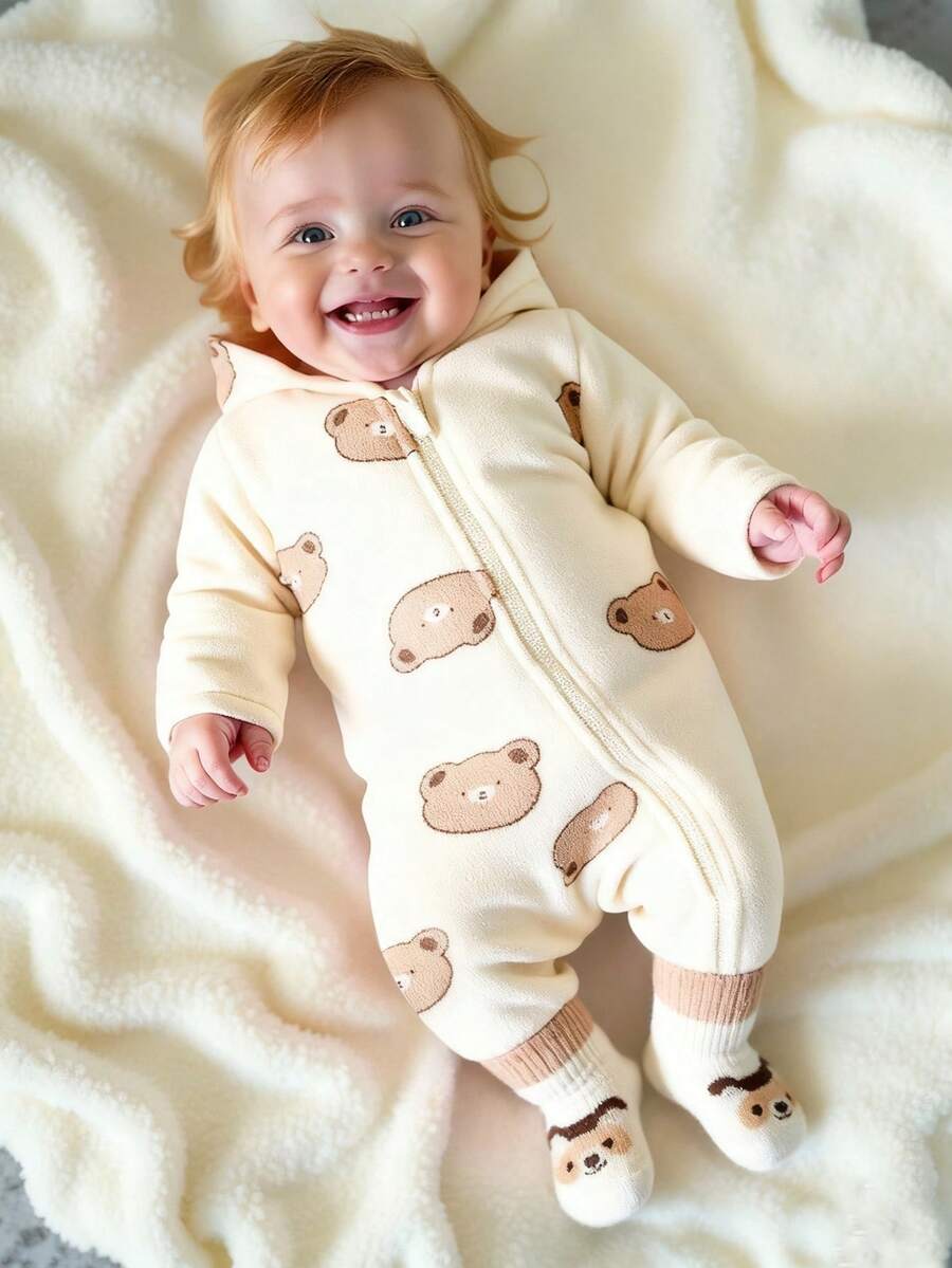 SHEIN 一件装幼儿保暖抓绒草莓印花连帽长袖连体衣，时尚甜美，适合秋冬季穿着。 - 米色 - 查看 1