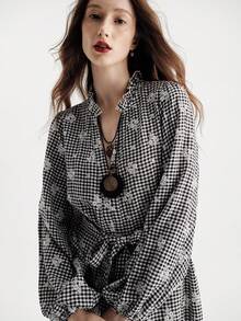 Aveloria Modichic New French Luxury Embroidered Ruffle V-Neck Belted Dress, Winter - Multicolor - View 3