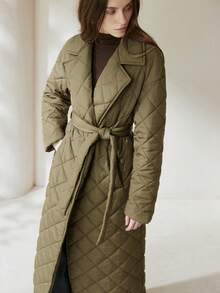 Aveloria Modichic 秋冬新款极简廓形翻领系带菱形绗缝长款羽绒服 - 綠色 - 查看 1