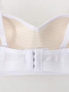 4件套少女文胸，无钢圈文胸，专为发育中的胸部设计，舒适防下垂，可调节肩带，不可拆卸胸垫，适合13-16岁女孩。