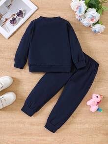 SHEIN Cô Gái Trẻ Slogan Và Kỳ lân in Áo chui đầu và quần thể thao - Màu xanh hải quân - Xem 2