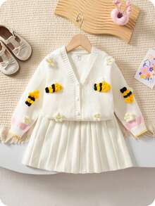 SHEIN Playful Pals 女童休閒時尚可愛白色花朵蜜蜂針織開襟衫與百褶裙兩件套，柔軟舒適，適合日常、旅行、度假、居家、幼兒園場景，適用秋冬、聖誕、開學、派對，百搭春秋女孩套裝 - 白色 - 查看 8