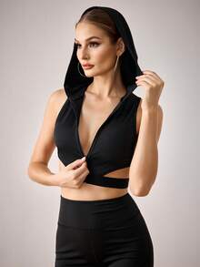 Menodora SHEIN Sport Cut Out Waist Hooded Crop Sports Bras - Black - View 5