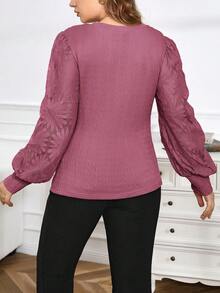 SHEIN Privé Kaos Wanita Ukuran Besar Elegan dengan Motif Renda/Musim Dingin - Hot Pink - View 2
