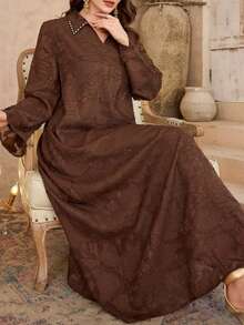 Modelyn Robe élégante et luxueuse à manches longues, col de chemise en tissu jacquard texturé avec décoration de strass - Marron - Voir 4