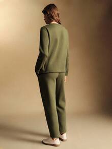SHEIN PETITE 2 件套女式长袖运动衫和裤子套装，运动衫上衣配抽绳连帽衫，松紧腰裤 - 軍綠色 - 查看 2