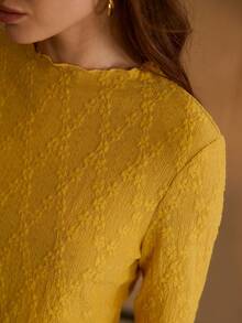 MOTF PREMIUM WOMEN'S TEXTURED SLIM FIT LONG SLEEVE T-SHIRT