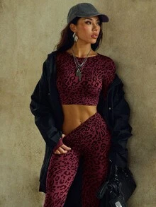 Easithlete Women's Casual Sports Leopard Print Cropped Top & Gold Pants Set Two Pieces Pants Set Women 2 Pieces Clothing - Burgundy - View 6