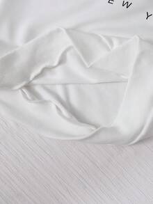 SHEIN 2件套青少年休闲时尚针织纯色正面字母印花插肩袖连帽衫和工装裤运动套装 - 彩色 - 查看 7