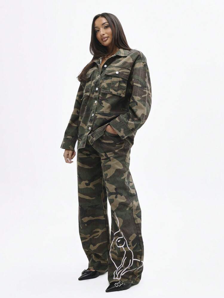 BABYPHAT Camo Barrel Leg High Rise Wide Leg Military Camouflage Print Baggy Denim Jeans With Button Front Closure