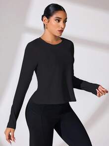 Easithlete قميص رياضي كاجوال أحادي اللون ناعم ومفرود من الخلف - الأسود - مشاهدة 6