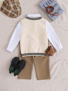 PrepCrw Young Boys' Collegiate Style Twisted Floral V-Neck Knit Vest - White - View 2