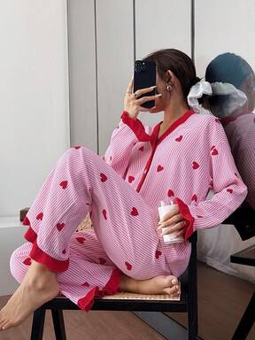 SHEIN Women's Pink Striped Heart Patchwork Top & Pants Pajama Set, Winter Clothes
