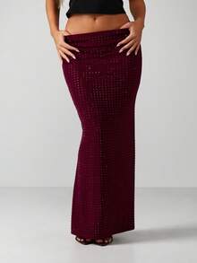 MISSGUIDED 酒红色水钻镶嵌紧身长裙，高腰设计，凸显身材曲线，适合派对场合 - 紫色 - 查看 1