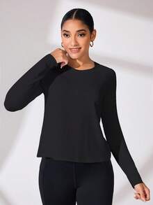 Easithlete قميص رياضي كاجوال أحادي اللون ناعم ومفرود من الخلف - الأسود - مشاهدة 7