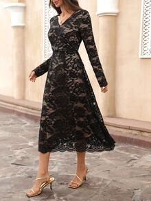 EMERY ROSE Elegancka damska sukienka midi z koronką i dekoltem w serek i długim rękawem