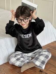 DAZY Young Boy Letter Print Long Sleeve Top And Plaid Pants Pajama Set - Black - View 2