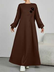 Modelyn 女士休闲印花圆领落肩阿拉伯风格连衣裙，秋季 - 咖啡棕 - 查看 4