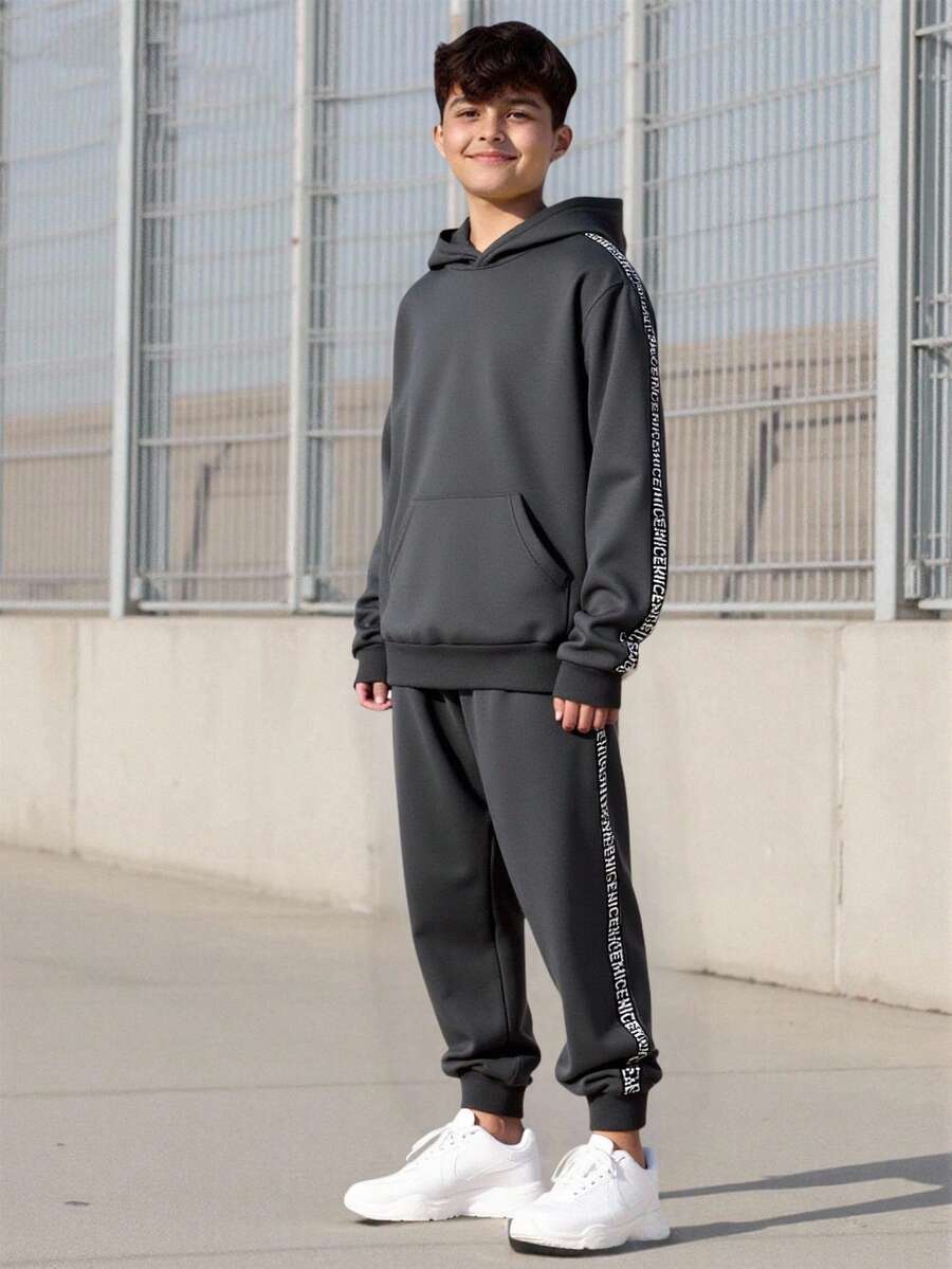 Vacaura 2 件套青少年男童休闲拼布丝带连帽运动衫套装，适合休闲、通勤、上学、运动穿着