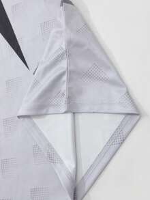 ROMWE MEN Prep 男士数字印花圆领插肩短袖休闲T恤 - 灰色 - 查看 6