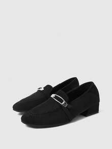 Sleekvia Mocassins plataforma com detalhes metálicos, versáteis e modernos para o dia a dia. - Preto - Ver 10