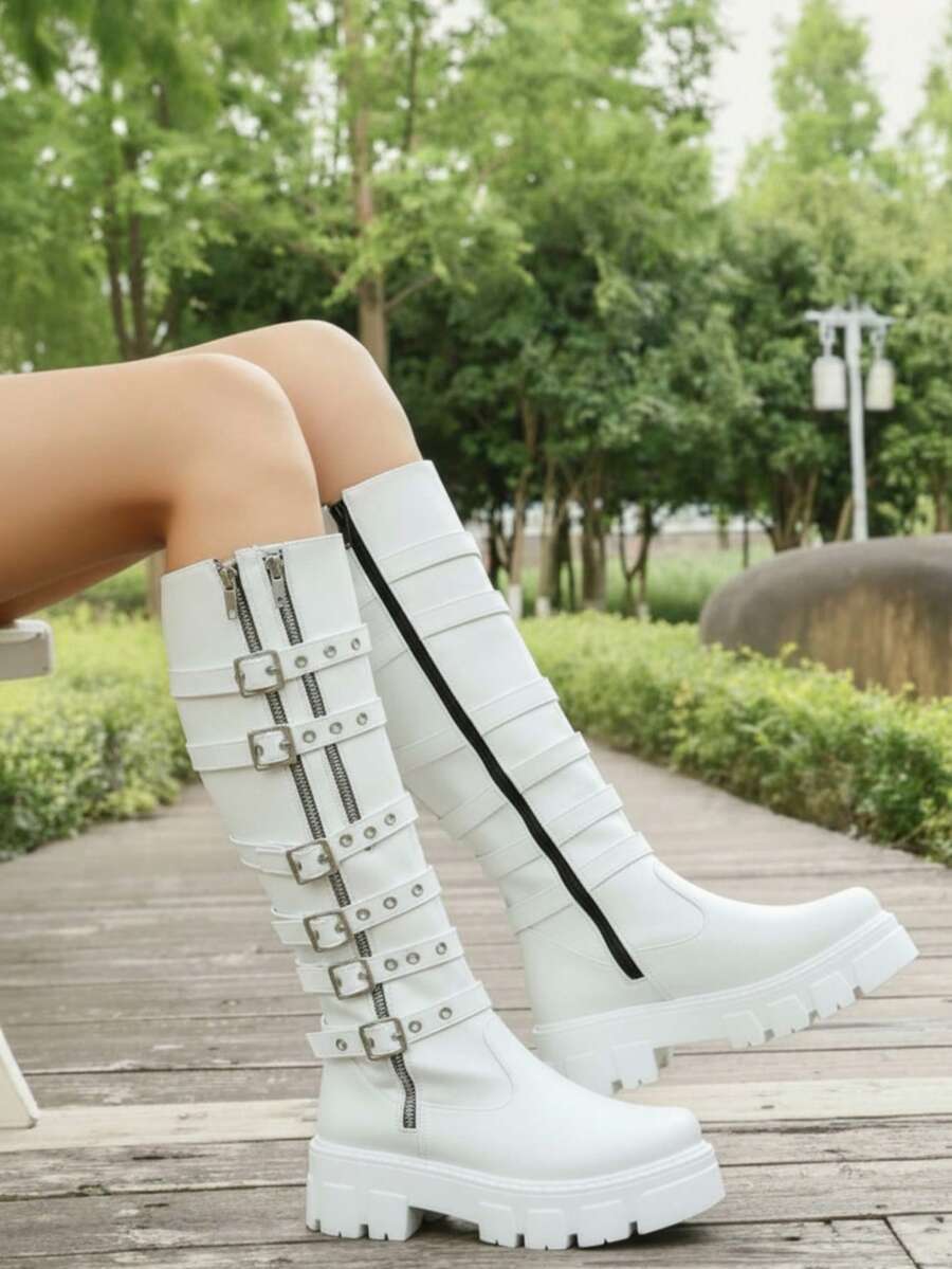 Bota alta de mujer charol brillante, punta redonda, multicintas con hebilla, cremallera, suela gruesa estilo punk para diario y fiesta - Blanco - Ver 1